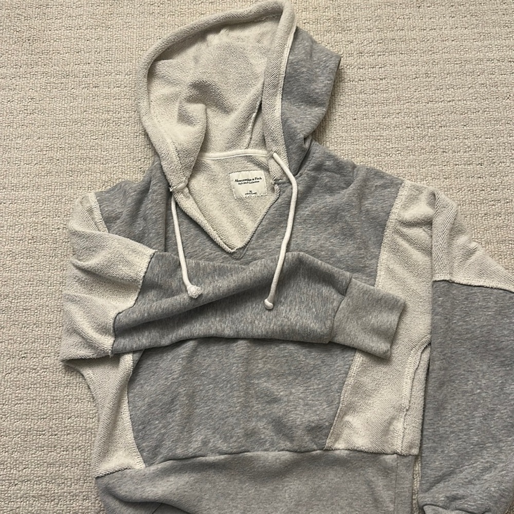 Abercrombie & Fitch Soft A&F Collection Grey Sweatshirt